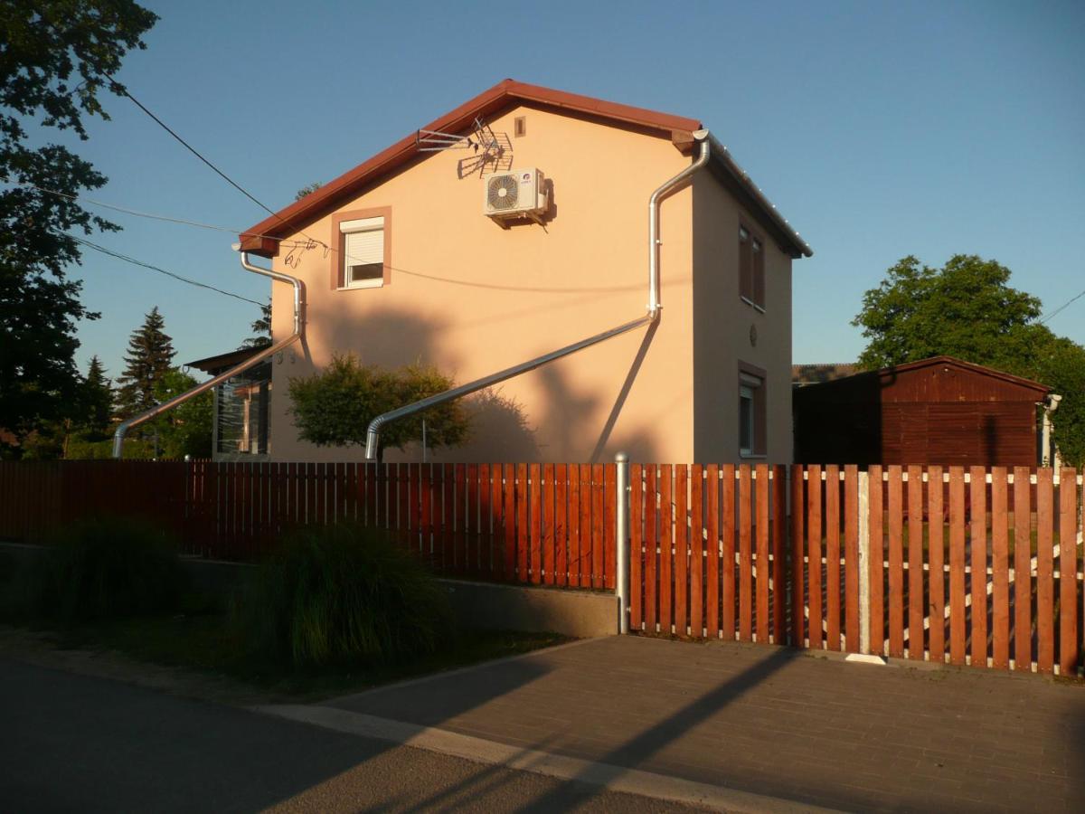 Levendula Vendeghaz Villa Hajdunanas Exterior photo